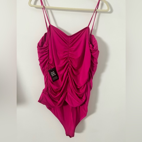 NWT Express ruching dark pink bodysuit size XL - Picture 2 of 6